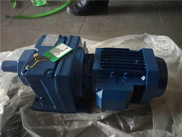 R87減速機(jī)，R87DRE90減速機(jī)